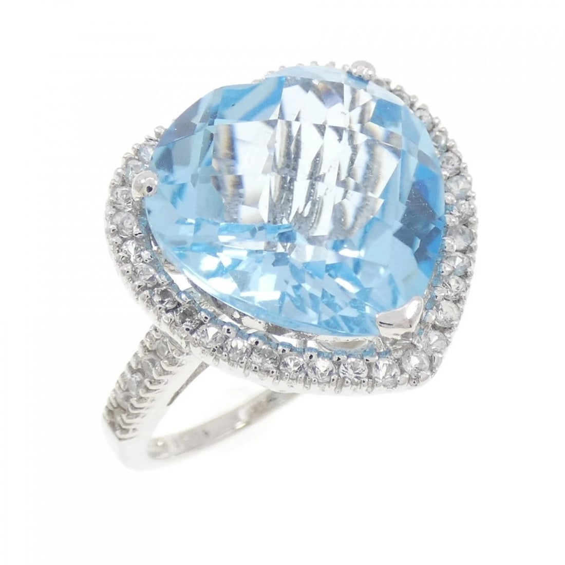 K18WG HEART BLUE TOPAZ RING: K18WG Heart Blue Topaz Ring Brand: Unbranded Type: Blue Topaz Ring Material: K18WG, Main Stone/Creation Blue TopazSecondary StoneWhite Sapphire Color: White Gold Size: US 6 Accessories: None