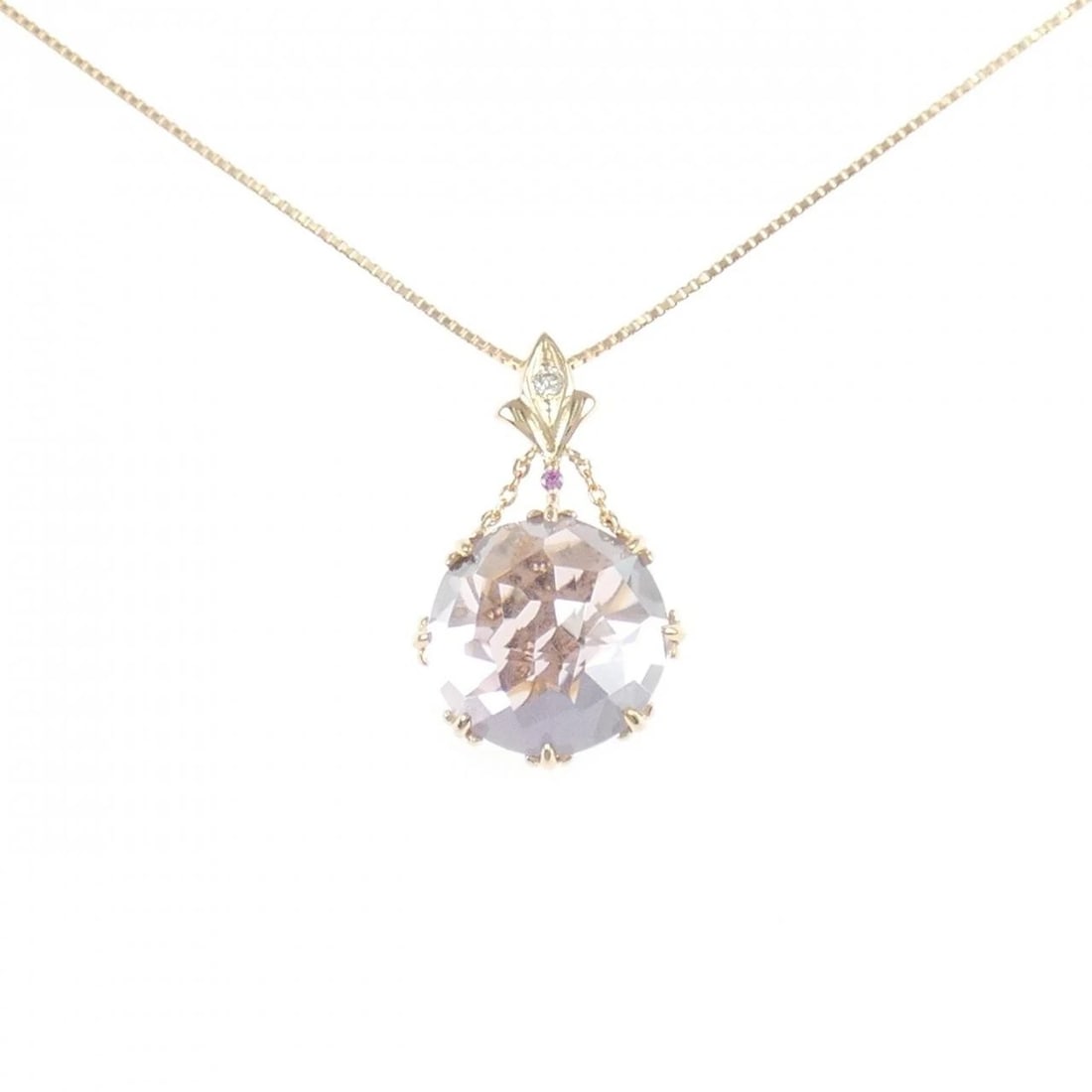 K18PG AMETHYST NECKLACE: K18PG Amethyst Necklace Brand: Unbranded Type: Amethyst Necklace Material: K18PG, Main Stone/Creation Amethyst Secondary Stone Sapphire/Natural Color: Pink Gold Size: 45cmActual Size Pendant