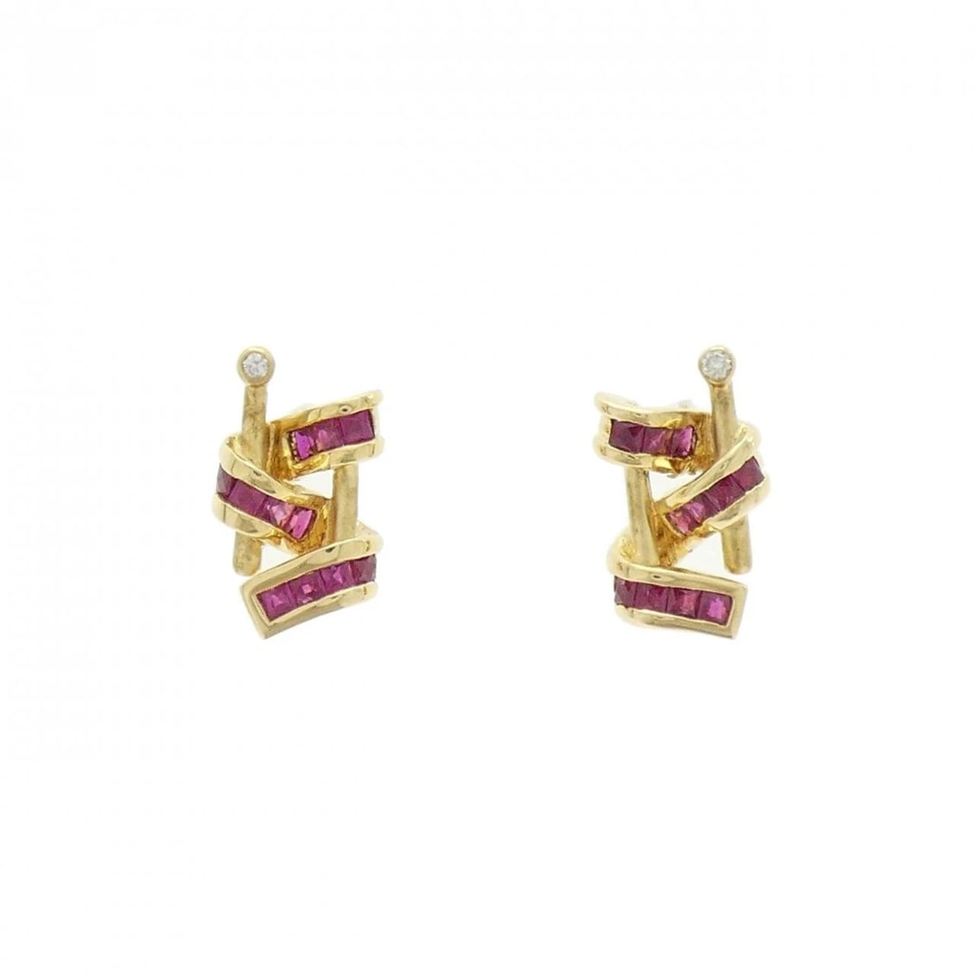18K YELLOW GOLD RUBY PIERCE: 18K Yellow Gold Ruby Pierce Brand: Unbranded Type: Ruby Pierce/Earring Material: K18YG, Main Stone/Creation RubySecondary Stone Natural Color: Yellow Gold Size: Approx. height x width: 15.7mm