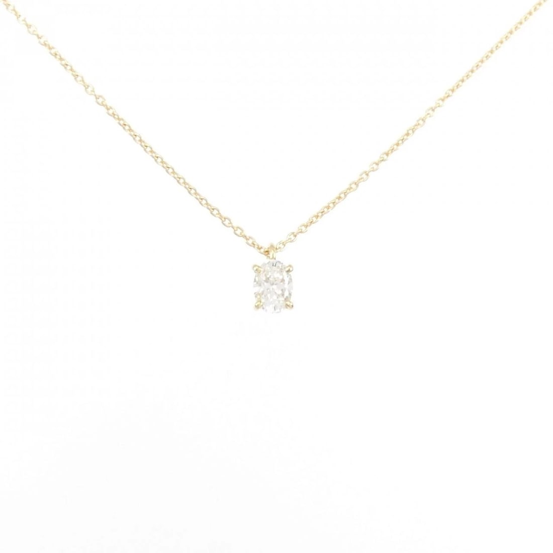 K18YG DIAMOND NECKLACE: K18YG Diamond Necklace Brand: Unbranded Type: Necklace Material: K18YG, Main Stone/Creation Natural Color: Yellow Gold Size: 45cmActual Size Pendant length approx. x width approx.: 6.8mmx3.8mm