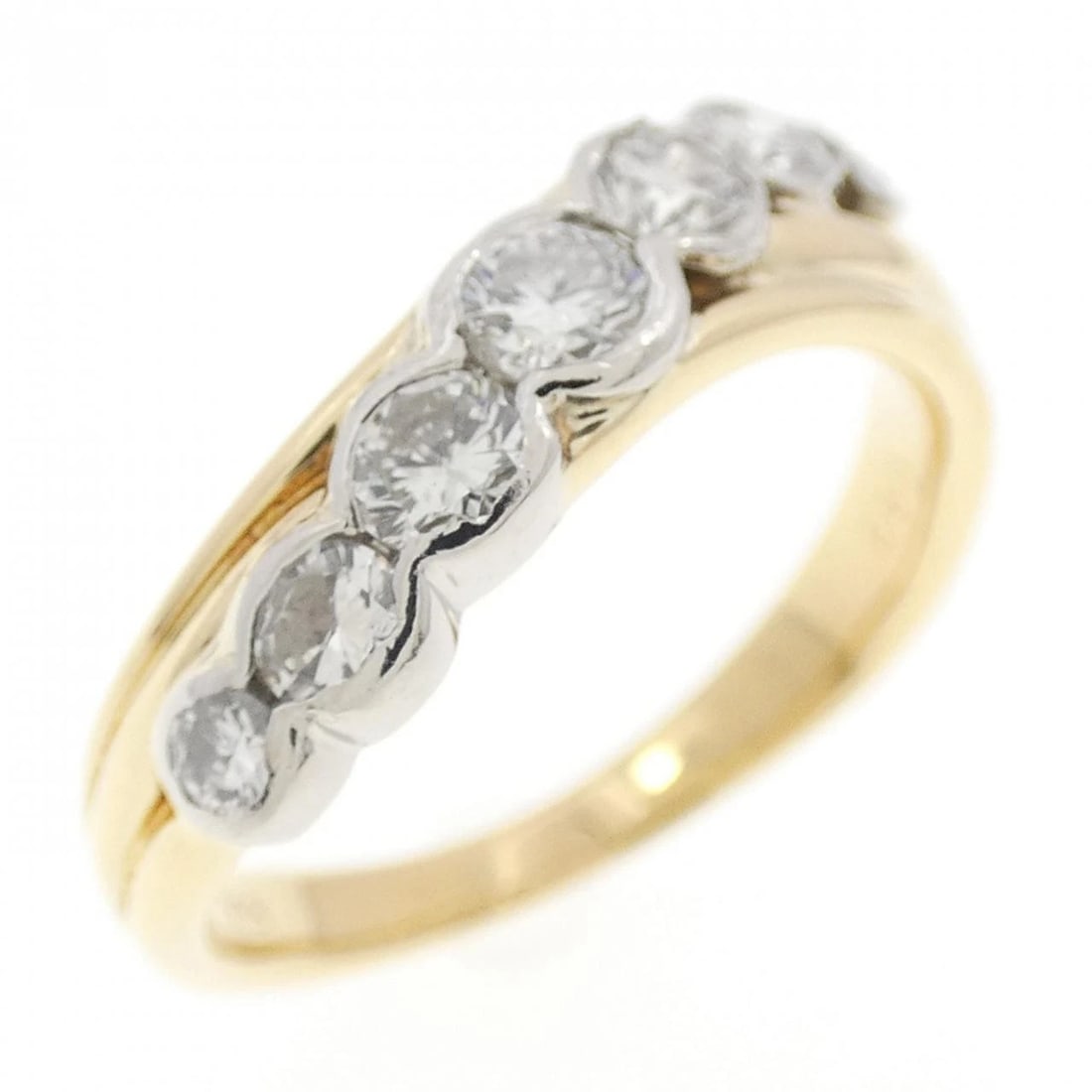 K18YG/PT900 DIAMOND RING: K18YG/PT900 Diamond Ring Brand: Unbranded Type: Diamond Ring Material: K18YG/PT900, Main Stone/Creation Natural Color: Yellow GoldPlatinum Size: US 4 Accessories: None Accessories Notice: