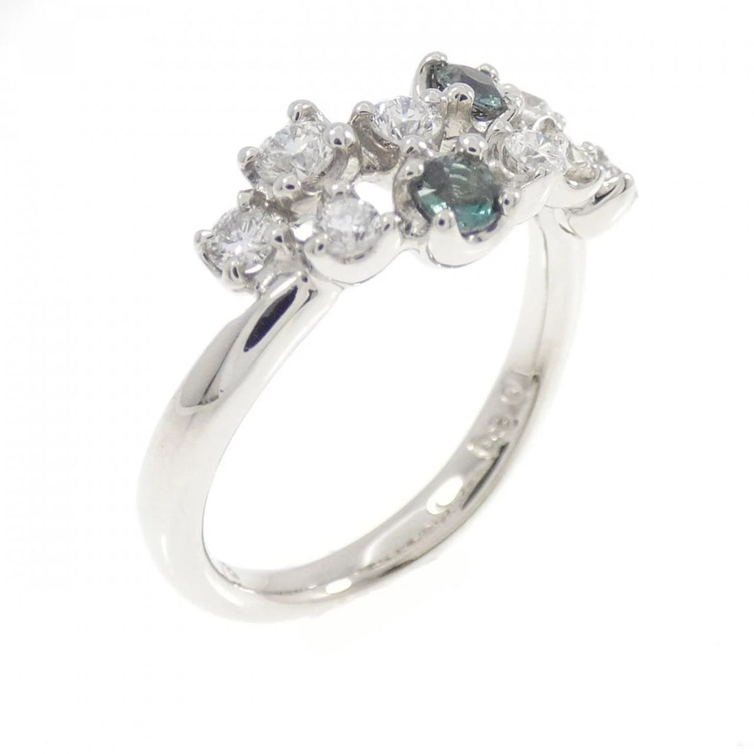 PT900 ALEXANDRITE RING: PT900 Alexandrite Ring Brand: Unbranded Type: Alexandrite Ring Material: Platinum900, Main Stone/Creation Alexandrite Secondary Stone Natural Color: Platinum Size: US 4 Accessories: None