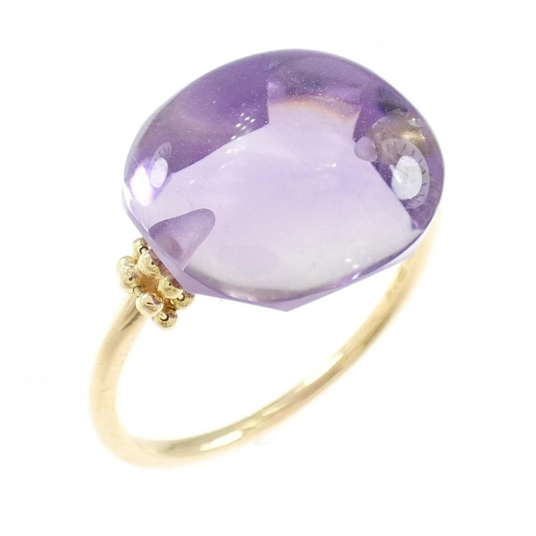 K18YG AMETHYST RING: K18YG Amethyst Ring Brand: Unbranded Type: Amethyst ring Material: K18YG, Main Stone/Creation Amethyst Color: Yellow Gold Size: US 4.75 Accessories: None Accessories Notice: When purchasing