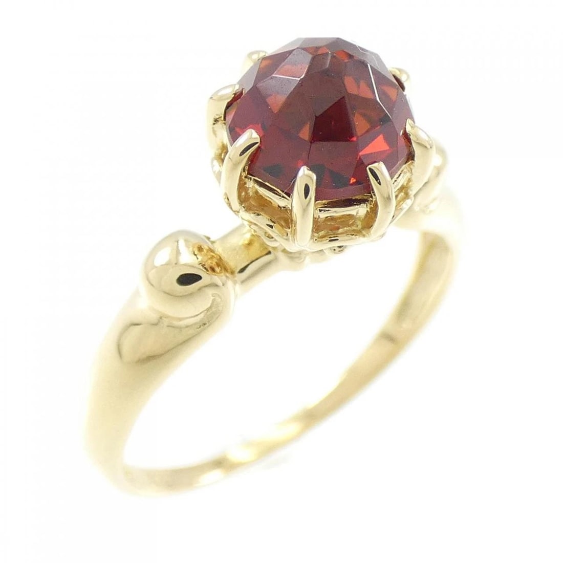 K18YG GARNET RING: K18YG Garnet Ring Brand: Unbranded Type: Garnet ring Material: K18YG, Main Stone/Creation Garnet Color: Yellow Gold Size: US 4.75 Accessories: None Accessories Notice: When purchasing