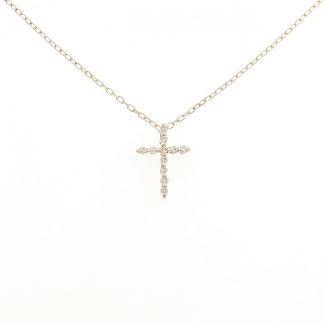 K18YG CROSS DIAMOND NECKLACE: K18YG Cross Diamond Necklace Brand: Unbranded Type: Diamond Necklace Material: K18YG, Main Stone/Creation Natural Color: Yellow Gold Size: Actual Size Pendant length approx. x width approx.: