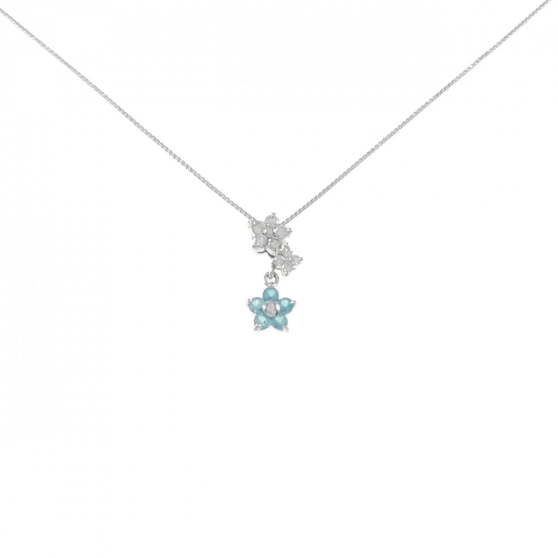 K18WG FLOWER TOURMALINE NECKLACE: K18WG Flower Tourmaline Necklace Brand: Unbranded Type: Tourmaline Necklace Material: K18WG, Main Stone/Creation TourmalineSecondary Stone Natural Color: White Gold Size: Actual Size Pendant