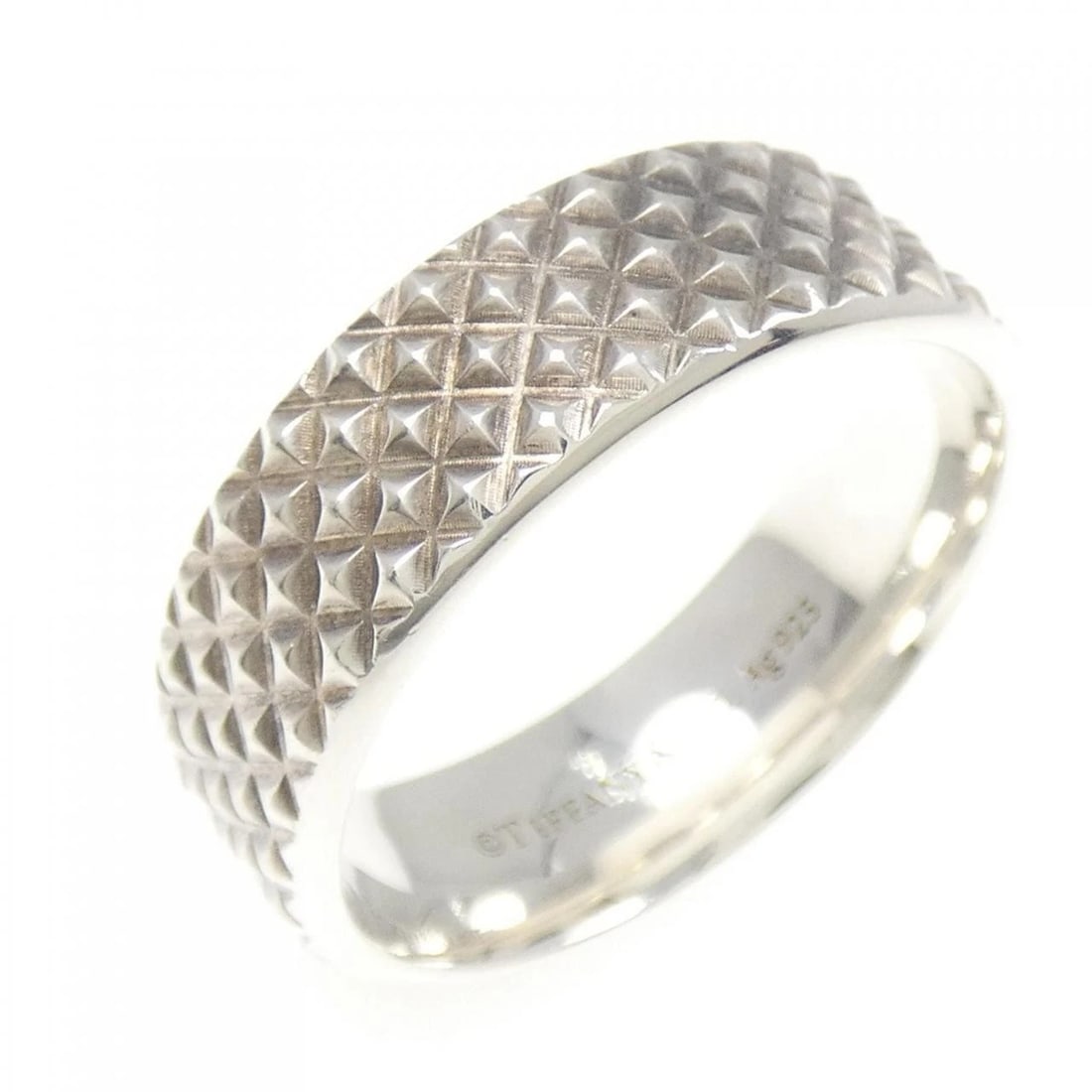 TIFFANY & CO. DIAMOND POINT RING: TIFFANY & Co. Diamond Point Ring Brand: TIFFANY & Co. Type: Ring Material: 925Silver, Color: Silver Size: US 11 Accessories: None Accessories Notice: When purchasing pre-owned goods, pleas