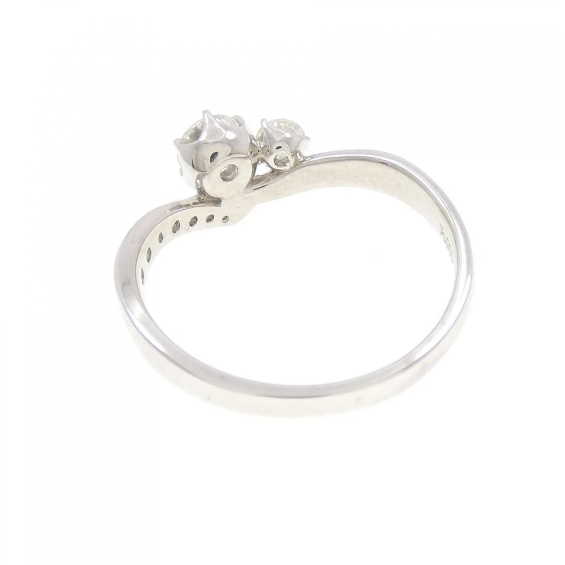 PT DIAMOND RING: PT Diamond Ring Brand: Unbranded Type: Diamond Ring Material: Platinum, Main Stone/Creation Natural Color: Platinum Size: US 6 1/4 Accessories: None Accessories Notice: When purchasing pre