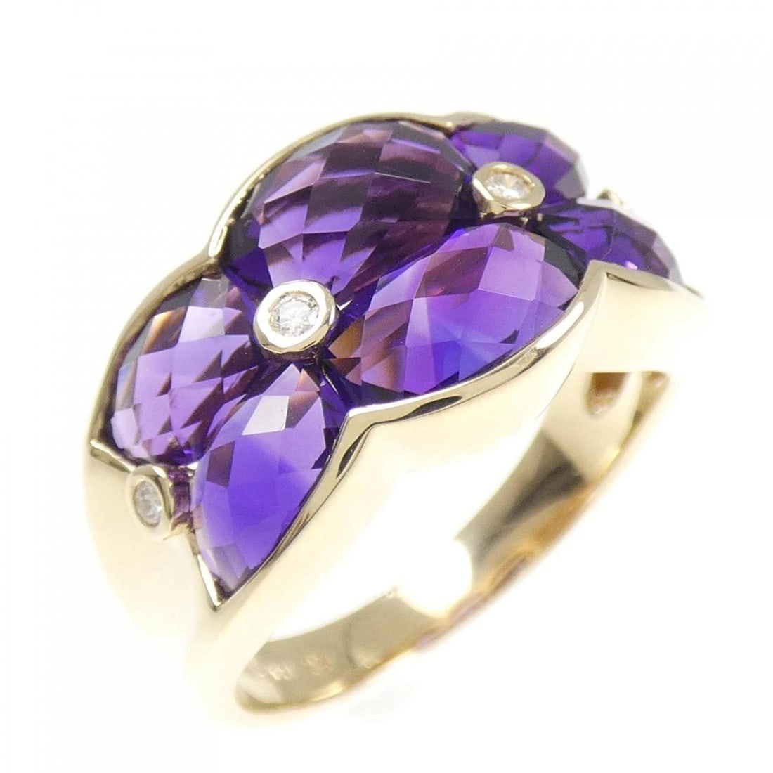 14KYG AMETHYST RING: 14KYG Amethyst Ring Brand: Unbranded Type: Amethyst Ring Material: 14K yellow gold, Main Stone/Creation Amethyst Secondary Stone Natural Color: Yellow Gold Size: US 6 3/4 Accessories: None