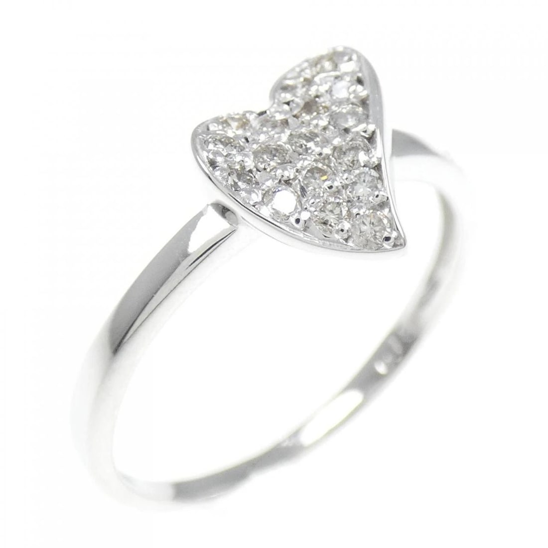 K18WG HEART PAVE DIAMOND RING: K18WG Heart Pave Diamond Ring Brand: Unbranded Type: Diamond ring Material: K18WG, Main Stone/Creation Natural Color: White Gold Size: US 8.5 Accessories: None Accessories Notice: When pur