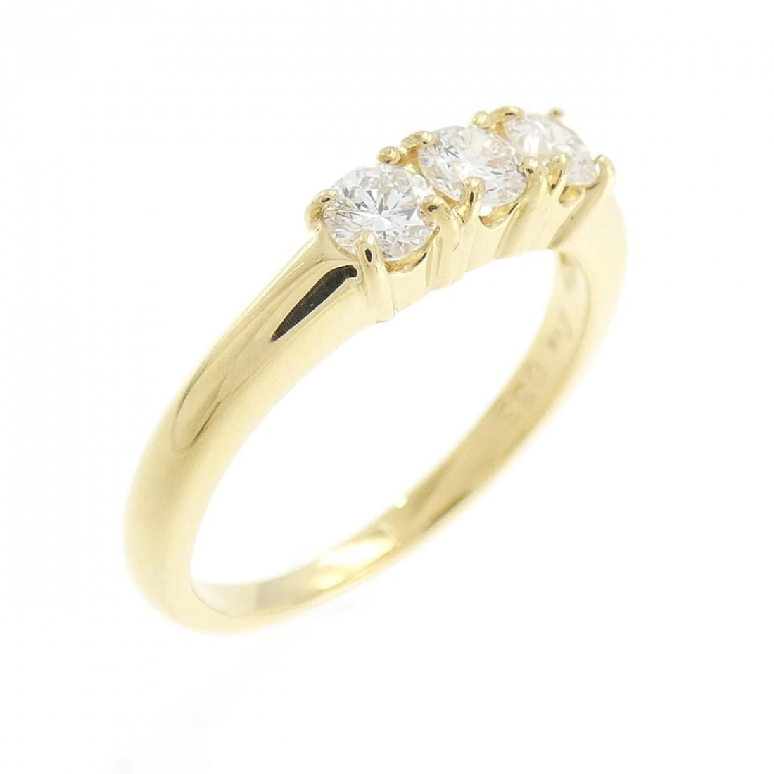 K18YG THREE STONE DIAMOND RING: K18YG Three Stone Diamond Ring Brand: Unbranded Type: Diamond ring Material: K18YG, Main Stone/Creation Natural Color: Yellow Gold Size: US 5.5 Accessories: None Accessories Notice: When