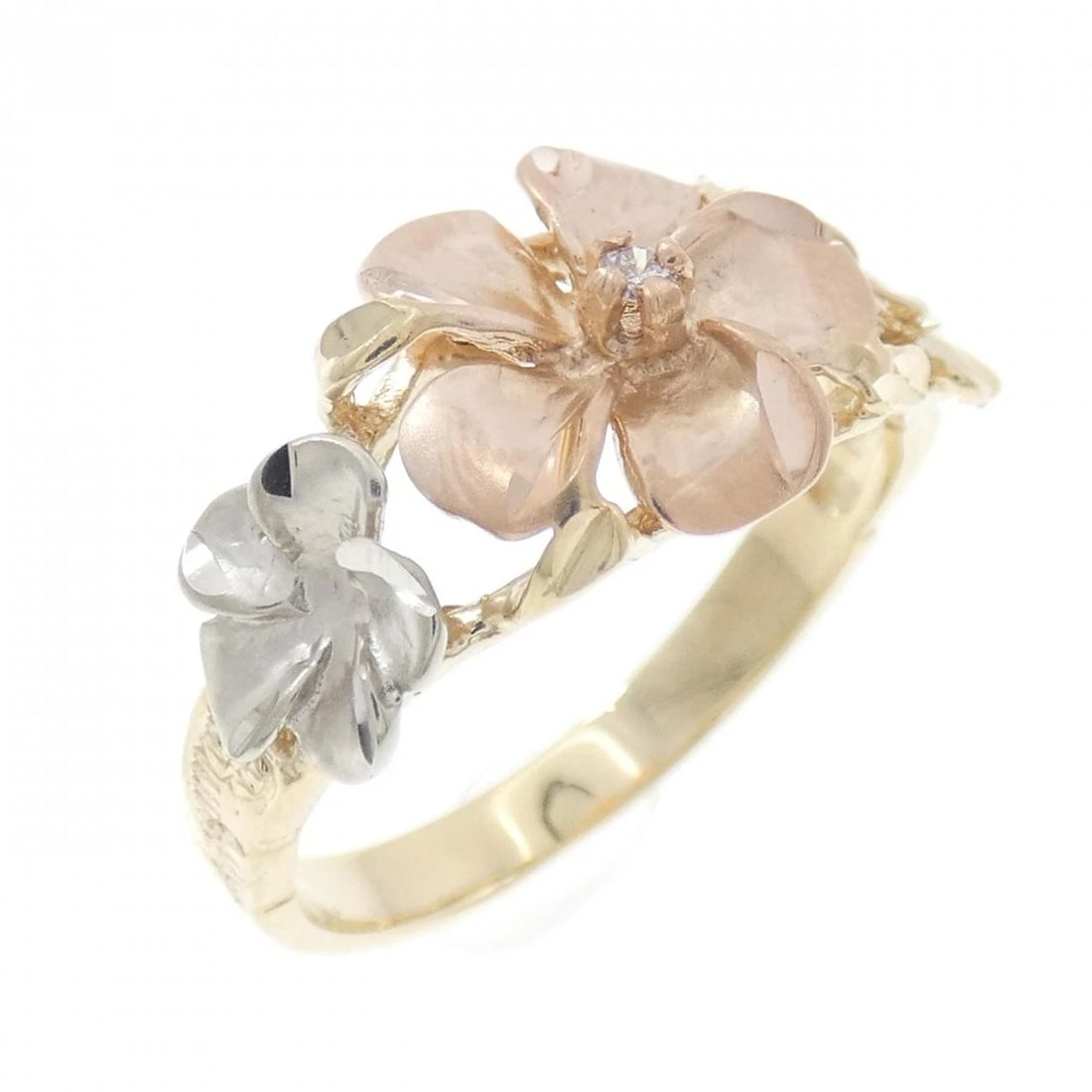 14K THREE-COLOR FLOWER DIAMOND RING: 14K Three-Color Flower Diamond Ring Brand: Unbranded Type: Diamond Ring Material: 14K Yellow Gold/14K White Gold/14K Pink Gold, Main Stone/Creation Natural Color: Yellow Gold White GoldPink