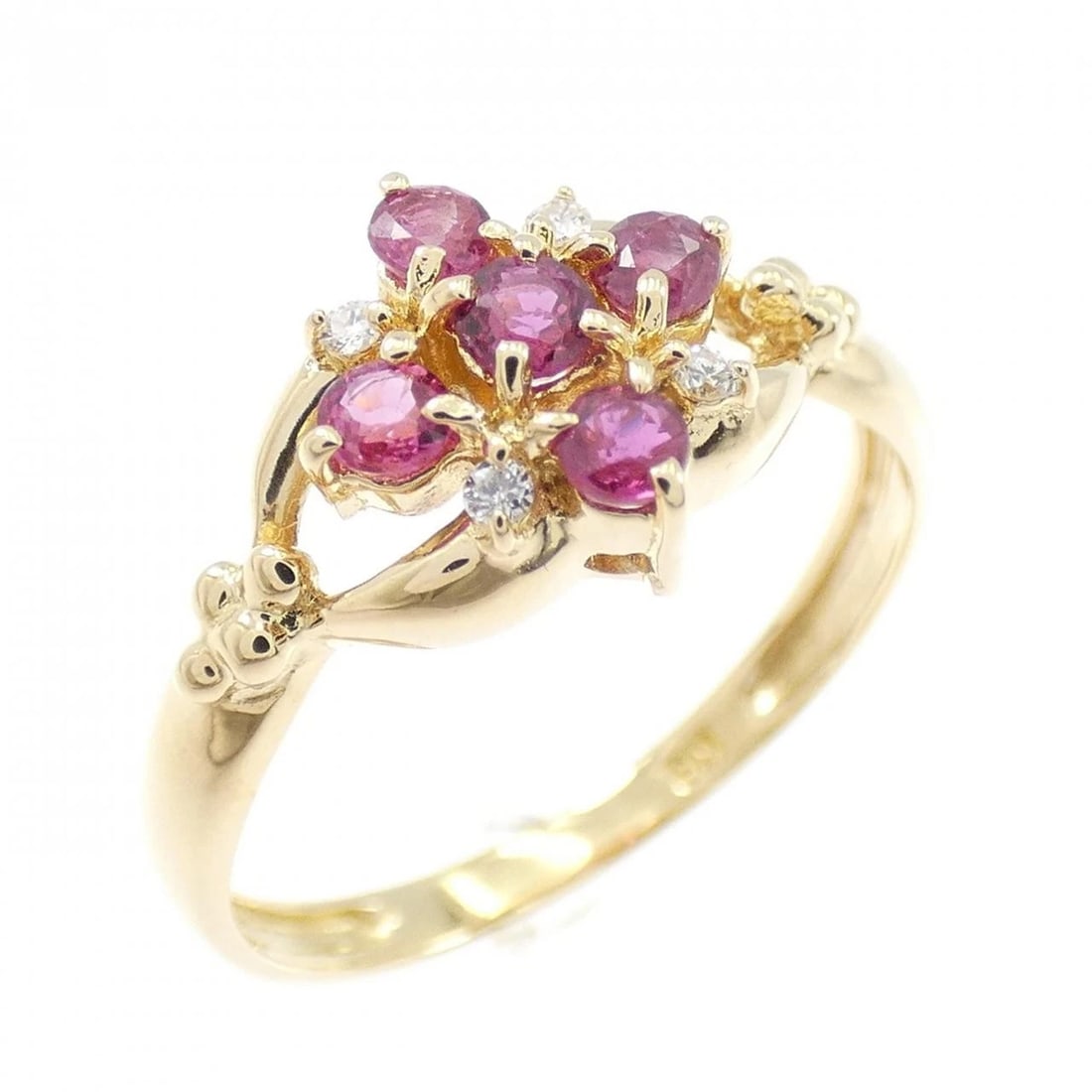 18K YELLOW GOLD RUBY RING: 18K Yellow Gold Ruby Ring Brand: Unbranded Type: Ruby Ring Material: K18YG, Main Stone/Creation Ruby Secondary Stone Natural Color: Yellow Gold Size: US 5 1/4 Accessories: None Accessories