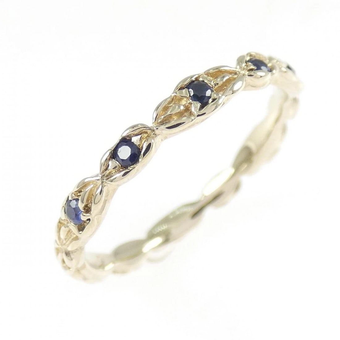K18YG SAPPHIRE RING: K18YG Sapphire Ring Brand: Unbranded Type: Sapphire Ring Material: K18YG, Main Stone/Creation Sapphire Color: Yellow Gold Size: US 5 3/4 Accessories: None Accessories Notice: When purchasi