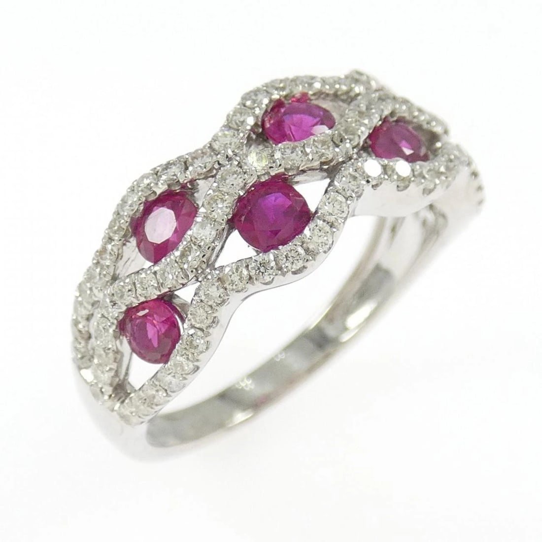 K18WG RUBY RING: K18WG Ruby Ring Brand: Unbranded Type: Ruby Ring Material: K18 white gold, Main Stone/Creation RubySecondary Stone Natural Color: White Gold Size: US 6 1/4 Accessories: None Accessories