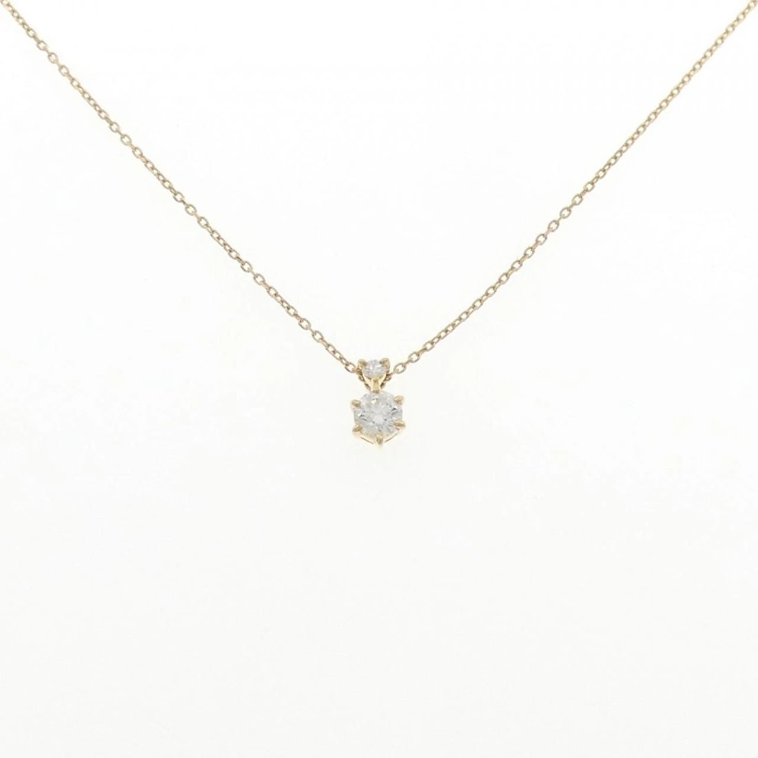 K18YG DIAMOND NECKLACE: K18YG Diamond Necklace Brand: Unbranded Type: Diamond Necklace Material: K18YG, Main Stone/Creation Natural Color: Yellow Gold Size: Actual Size Pendant length approx. x width approx.: