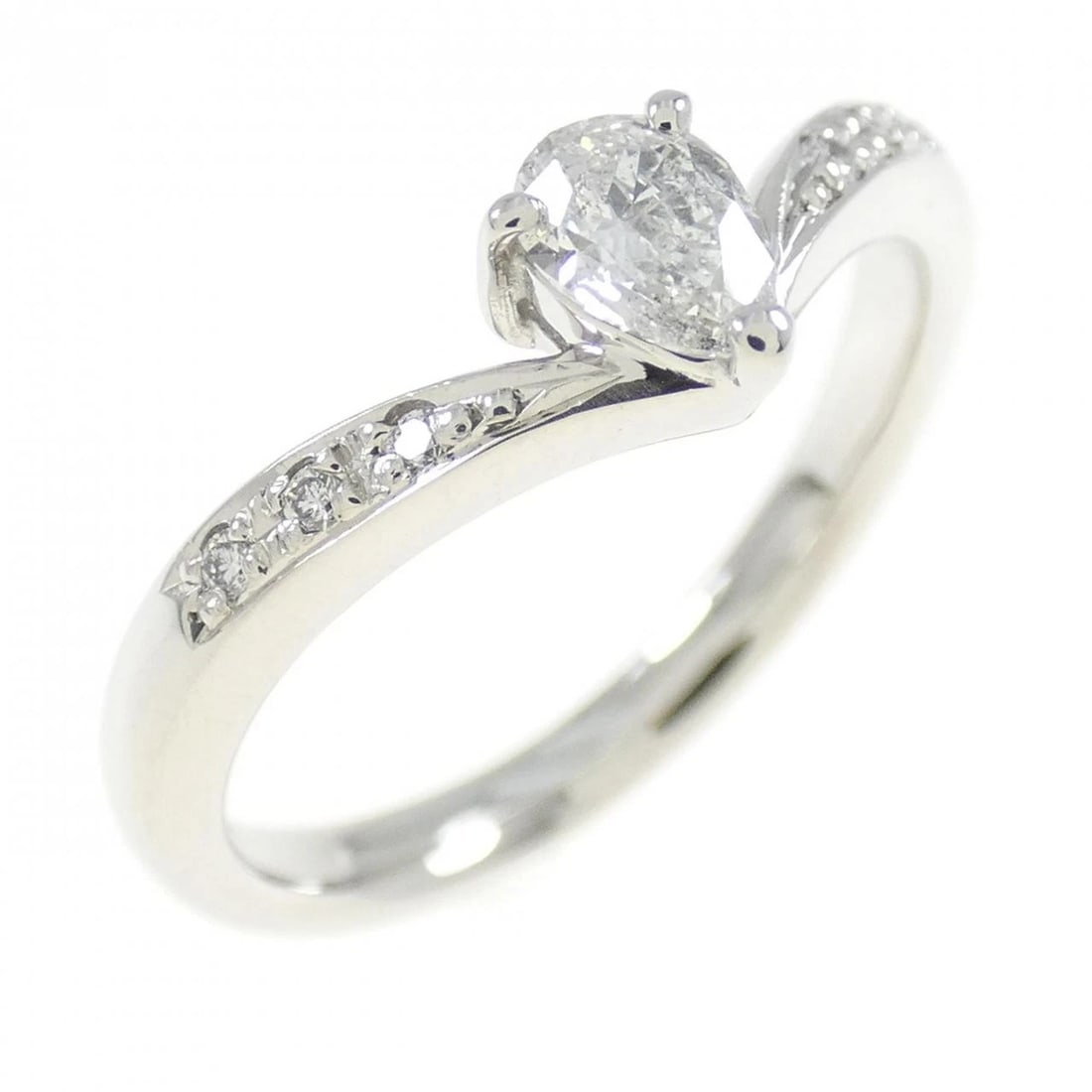 PT DIAMOND RING: PT Diamond Ring Brand: Unbranded Type: Diamond ring Material: Platinum, Main Stone/Creation Natural Color: Platinum Size: US 5 1/4 Accessories: None Accessories Notice: When purchasing
