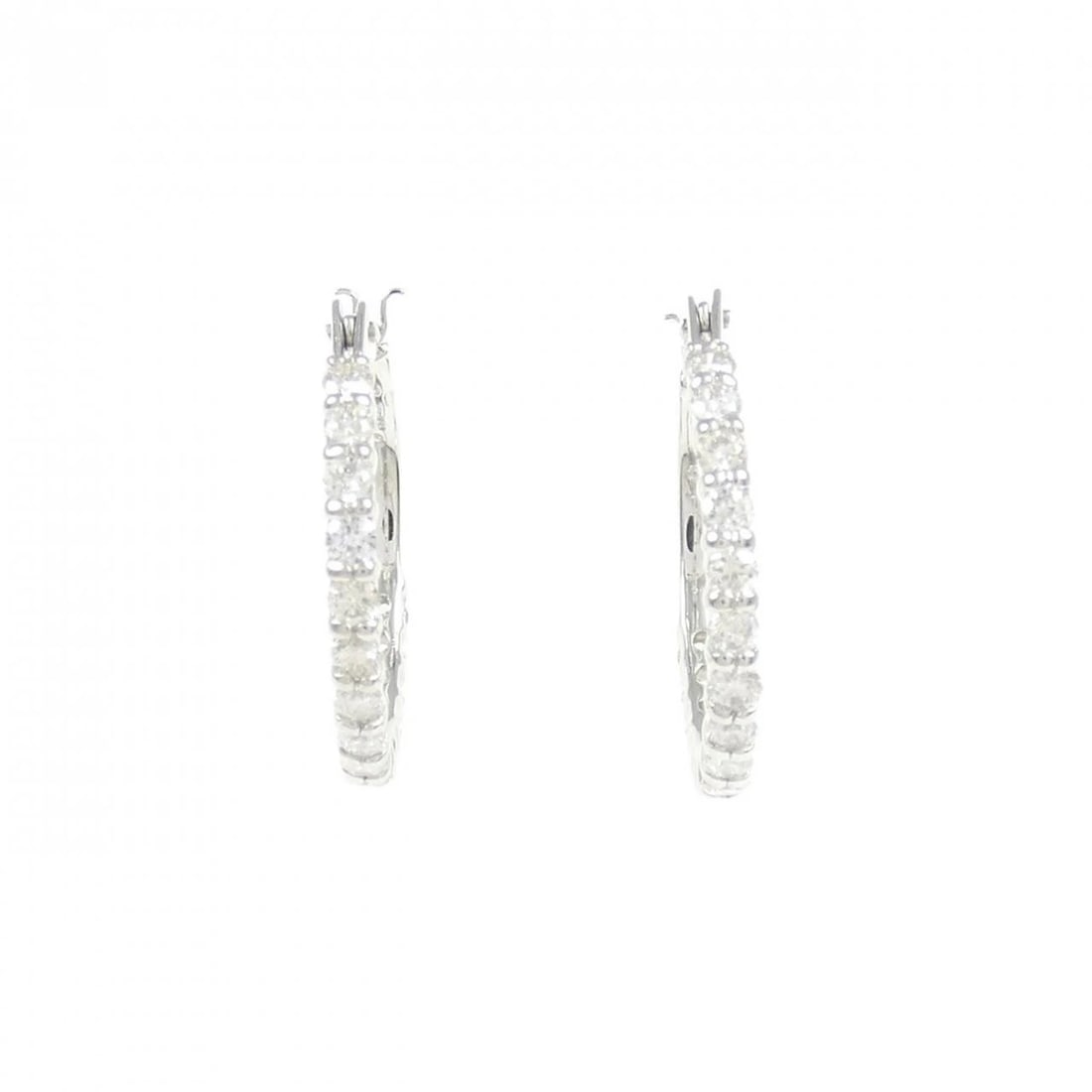 PT900 DIAMOND PIERCE: PT900 Diamond Pierce Brand: Unbranded Type: Diamond Pierce/Earring Material: Platinum900, Main Stone/Creation Natural Color: Platinum Size: Approx. length x width: 15.8mm x 1.6mm Accessories: