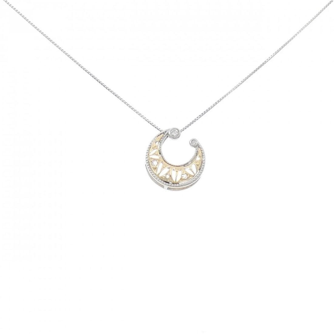 PT900/K18YG/PT850 MOON DIAMOND NECKLACE: PT900/K18YG/PT850 Moon Diamond Necklace Brand: Unbranded Type: Diamond Necklace Material: PT900/K18YG/PT850, Main Stone/Creation Natural Color: Platinum Size: Actual Size Pendant length