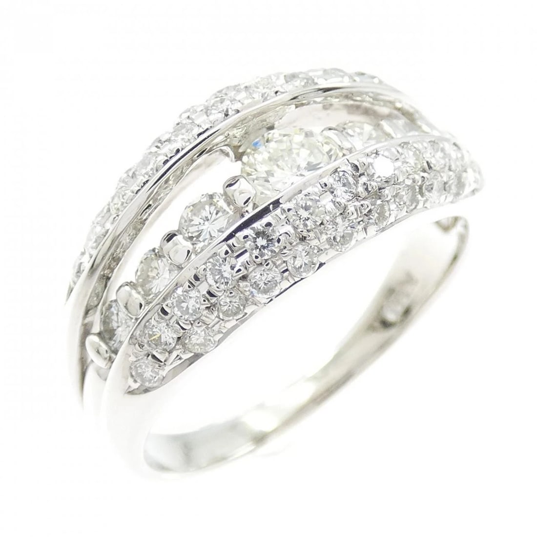 PT900 DIAMOND RING: PT900 Diamond Ring Brand: Unbranded Type: Diamond ring Material: Platinum900, Main Stone/Creation Natural Color: Silver Size: US 8.75 Accessories: None Accessories Notice: When purchasing