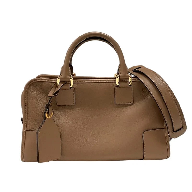 LOEWE AMAZONA 28 BEIGE CALF SHOULDER BAG: LOEWE Amazona 28 Beige Calf Shoulder Bag Brand: LOEWE Type: Handbag Material: Calf Color: Beige / GD Hardware Size: W: 29cm / H: 16cm / D: 12cm / Shoulder: 112-130cm Accessories: None Acce