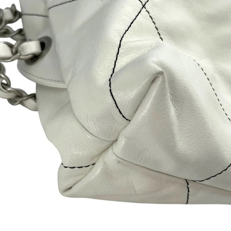 CHANEL 22 BACKPACK WHITE - 9