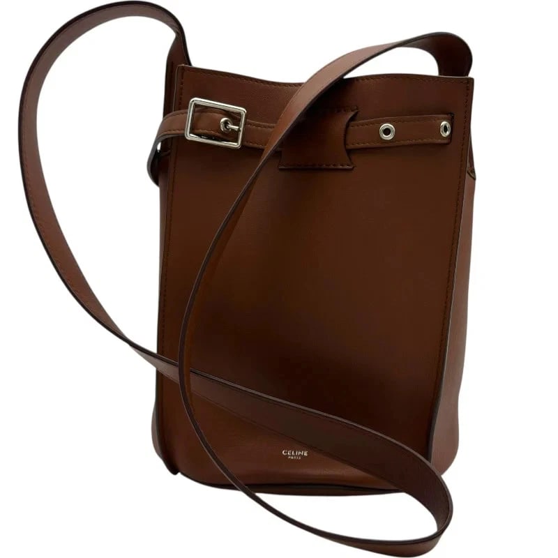 CELINE BIG BAG BUCKET BROWN SHOULDER BAG: CELINE Big Bag Bucket Brown Shoulder Bag Brand: CELINE Type: Handbag Material: Leather Color: Brown Size: W: 17.5cm / H: 24.5cm / D: 19.5cm / Shoulder: 100cm Accessories: None Accessories