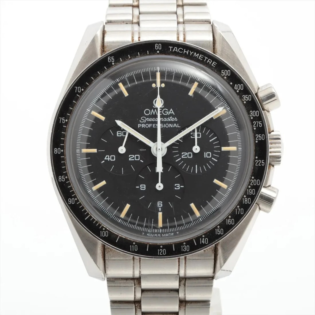 OMEGA SPEEDMASTER PROFESSIONAL BLACK: Omega Speedmaster Professional black Brand: Omega Type: Wristwatch Material: SS Color: Dial Color black Size: Case:W1.6 x H1.6inch / W40 x H40 Circumference of Wrist:6.3inch / 16 Accessories: