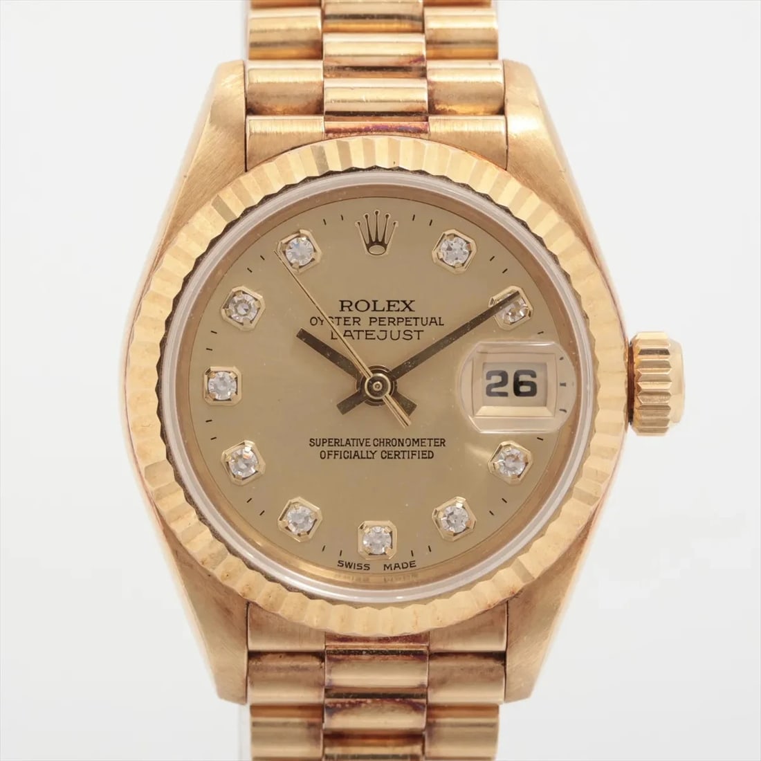 ROLEX DATEJUST YG CHAMPAGNE: Rolex Datejust YG Champagne Brand: Rolex Type: Wristwatch Material: YG Color: Dial Color Champagne Size: Case:W0.8 x H0.8inch / W26 x H26Circumference of Wrist:6.1inch / 15.5 Accessories: None
