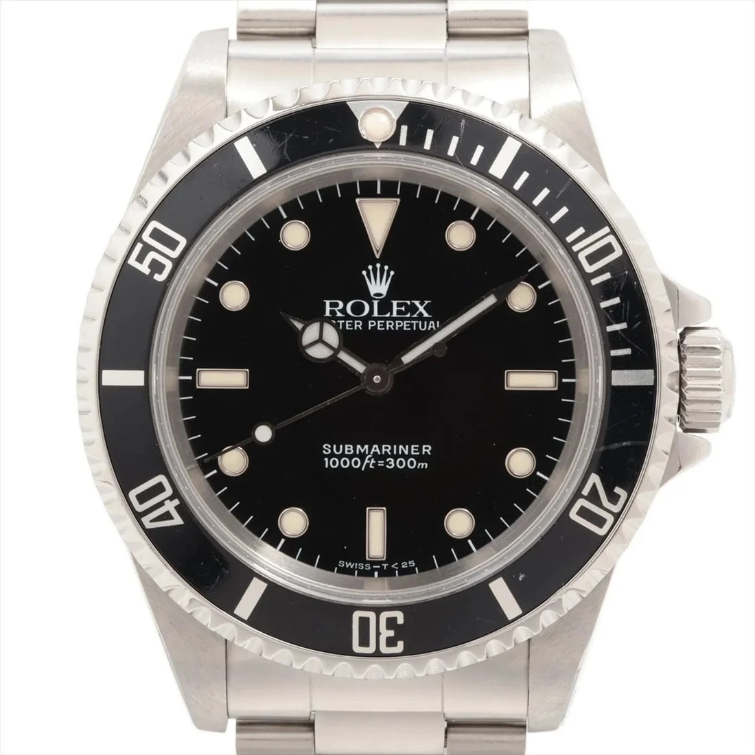 ROLEX SUBMARINER SS BLACK: Rolex Submariner SS black Brand: Rolex Type: Wristwatch Material: SS Color: Dial Color black Size: Case:W1.6 x H1.6inch / W40 x H40 Circumference of Wrist:7.3inch / 18.5 Accessories: None
