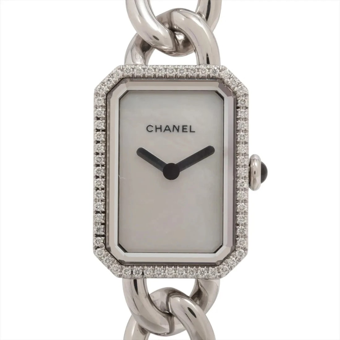CHANEL PREMIÈRE SS WHITE SHELL: Chanel Première SS white shell Brand: Chanel Type: Wristwatch Material: SS Color: Dial Color white Size: Case:W0.4 x H0.8inch / W15 x H21 Circumference of Wrist:7.1inch / 18 Accessories: None