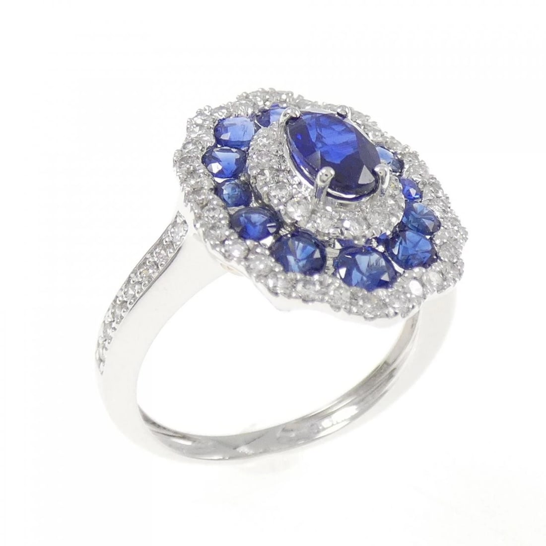 K18WG SAPPHIRE RING: K18WG Sapphire Ring Brand: Unbranded Type: Sapphire Ring Material: K18 white gold, Main Stone/Creation SapphireSecondary Stone Natural Color: White Gold Size: US 5.25 Accessories: None