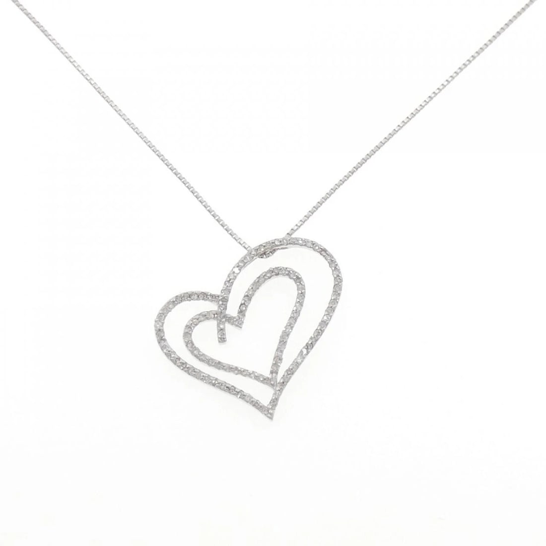 K14WG HEART DIAMOND NECKLACE: K14WG Heart Diamond Necklace Brand: Unbranded Type: Diamond Necklace Material: K14WG, Main Stone/Creation Natural Color: White Gold Size: 45cmActual Size Pendant length approx. x width
