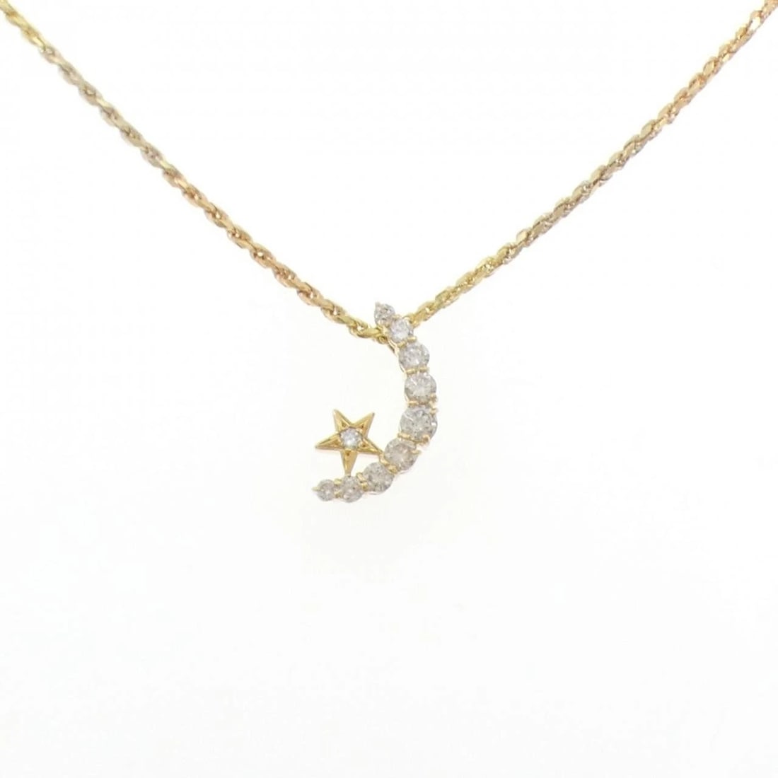 K18YG/750YG MOON X STAR DIAMOND NECKLACE: K18YG/750YG Moon x Star Diamond Necklace Brand: Unbranded Type: Diamond Necklace Material: 18K Yellow Gold/750 Yellow Gold, Main Stone/Creation Natural Color: yellow gold Size: 40cmActual Size