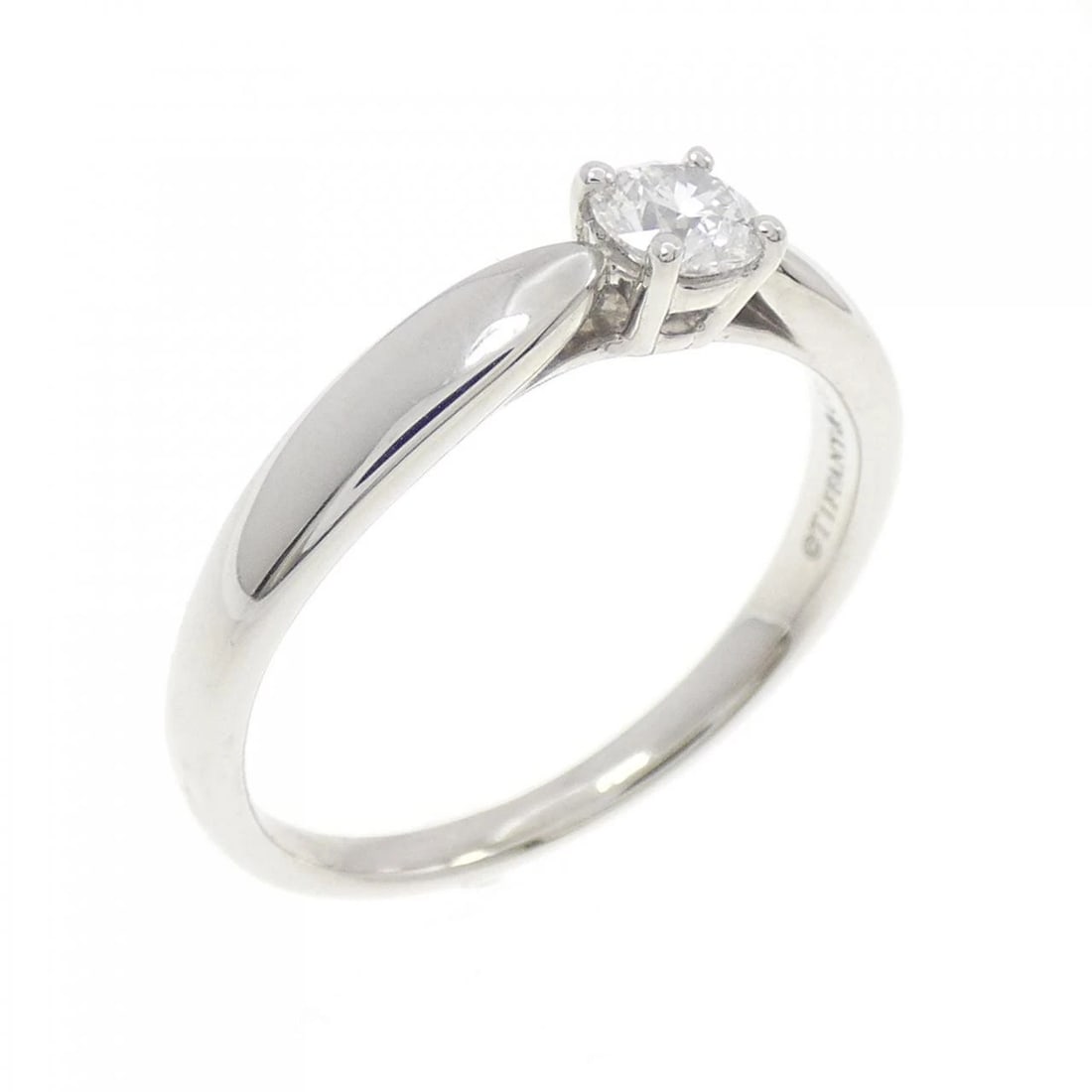 TIFFANY & CO. HARMONY RING: TIFFANY & Co. Harmony Ring Brand: TIFFANY&Co. Type: Ring Material: Platinum950, Color: White Size: US 5 3/4 Accessories: None Accessories Notice: When purchasing pre-owned goods, please refer