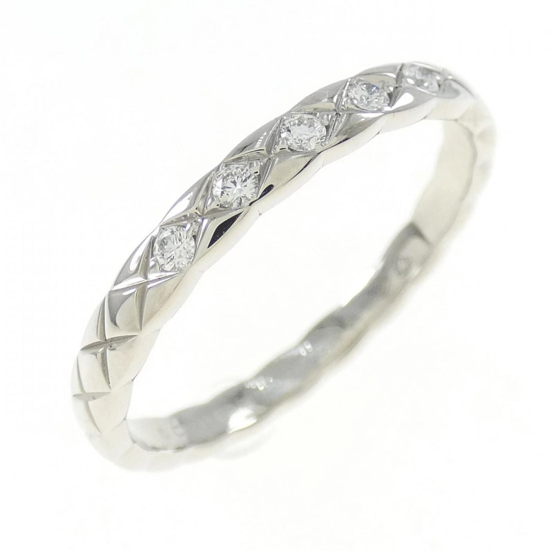 CHANEL COCO CRUSH SMALL 5-PIECE RING: Chanel Coco Crush Small 5-Piece Ring Brand: CHANEL Type: ring Material: Platinum950, Main Stone/Creation Natural Color: White Gold Size: US 12 Accessories: None Accessories Notice: When pu