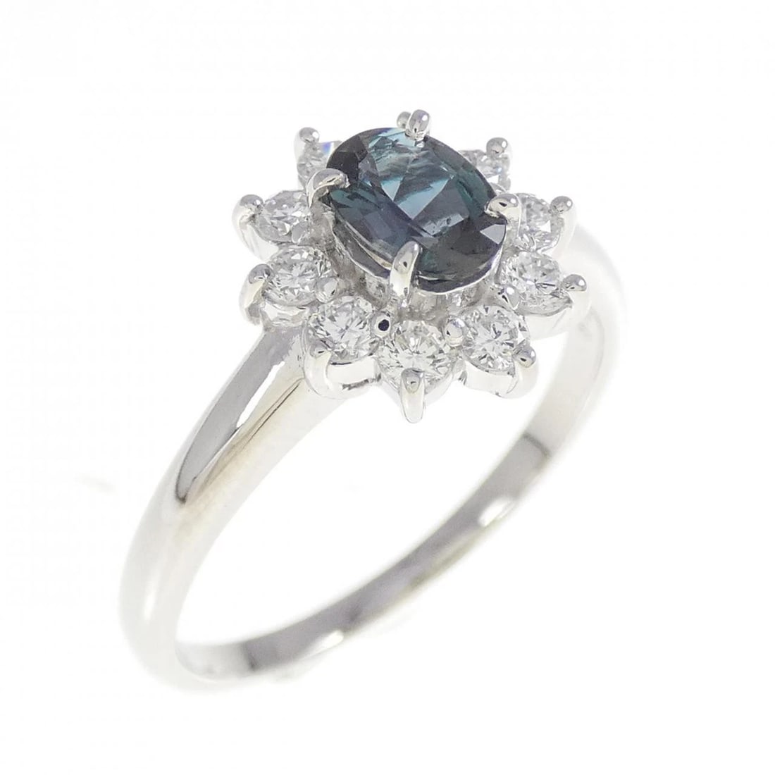 TASAKI ALEXANDRITE RING: TASAKI Alexandrite Ring Brand: TASAKI Type: Ring Material: Platinum900, Color: White Size: US 7 Accessories: None Accessories Notice: When purchasing pre-owned goods, please refer to the p