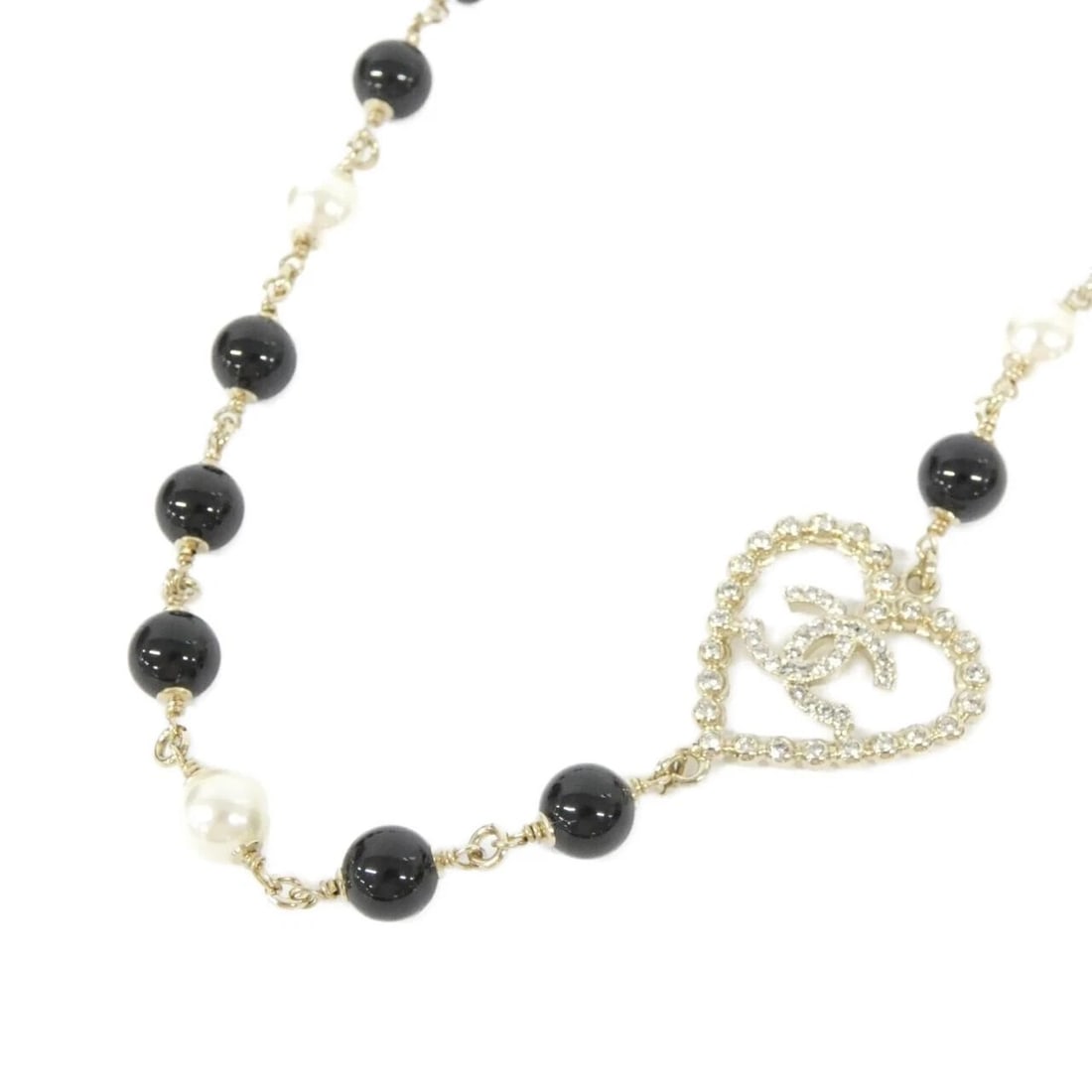 CHANEL NECKLACE: Chanel Necklace Brand: CHANEL Type: Necklace Material: Fake pearl, Color: White Size: Size Length: 44-50cm Motif width x height: 2.5cmx3cm Accessories: None Accessories Notice: When purcha