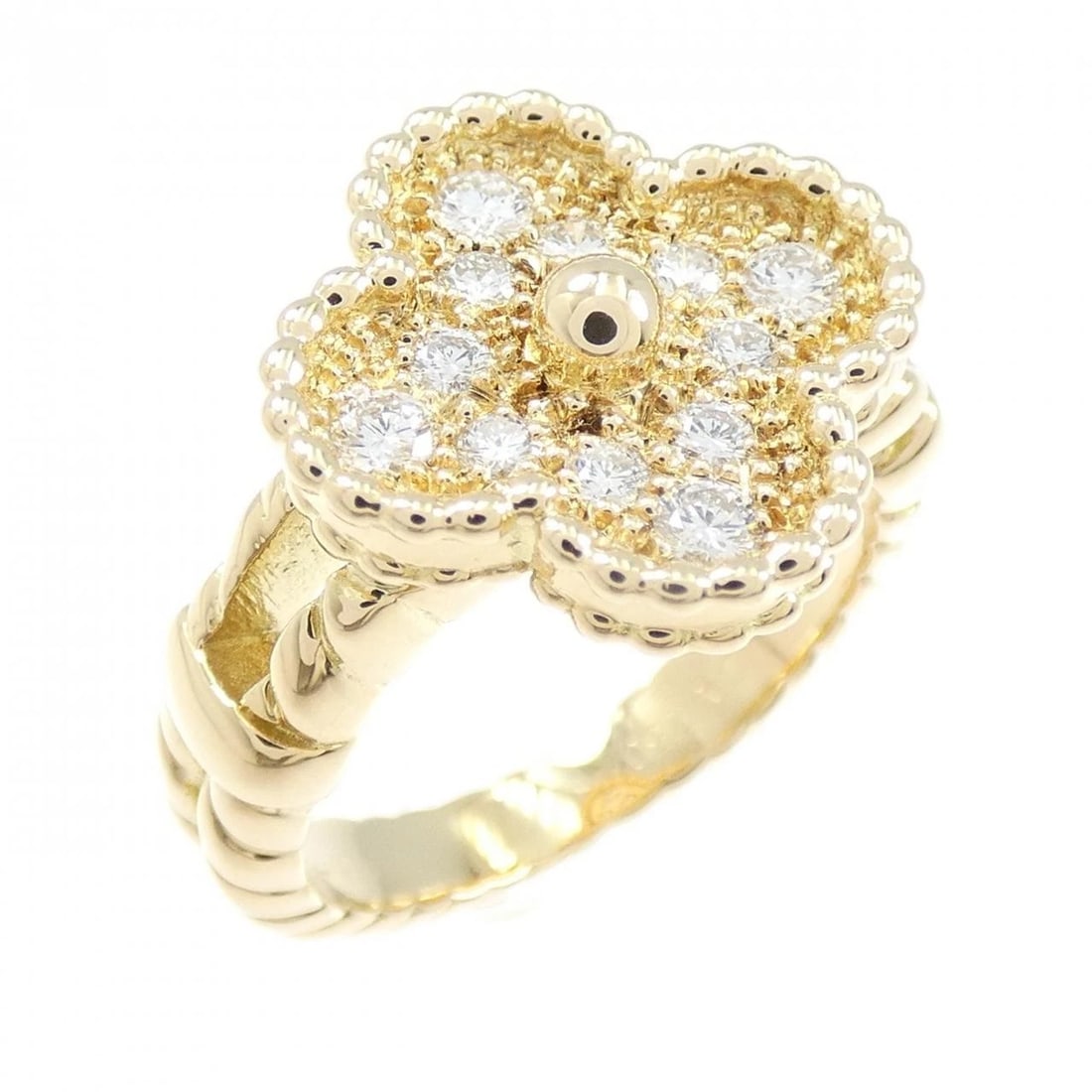 VAN CLEEF & ARPELS ALHAMBRA RING: Van Cleef & Arpels Alhambra Ring Brand: Van Cleef & Arpels Type: Ring Material: 750 yellow gold, Color: yellow gold Size: US 5 3/4 Accessories: None Accessories Notice: When purchasing pre