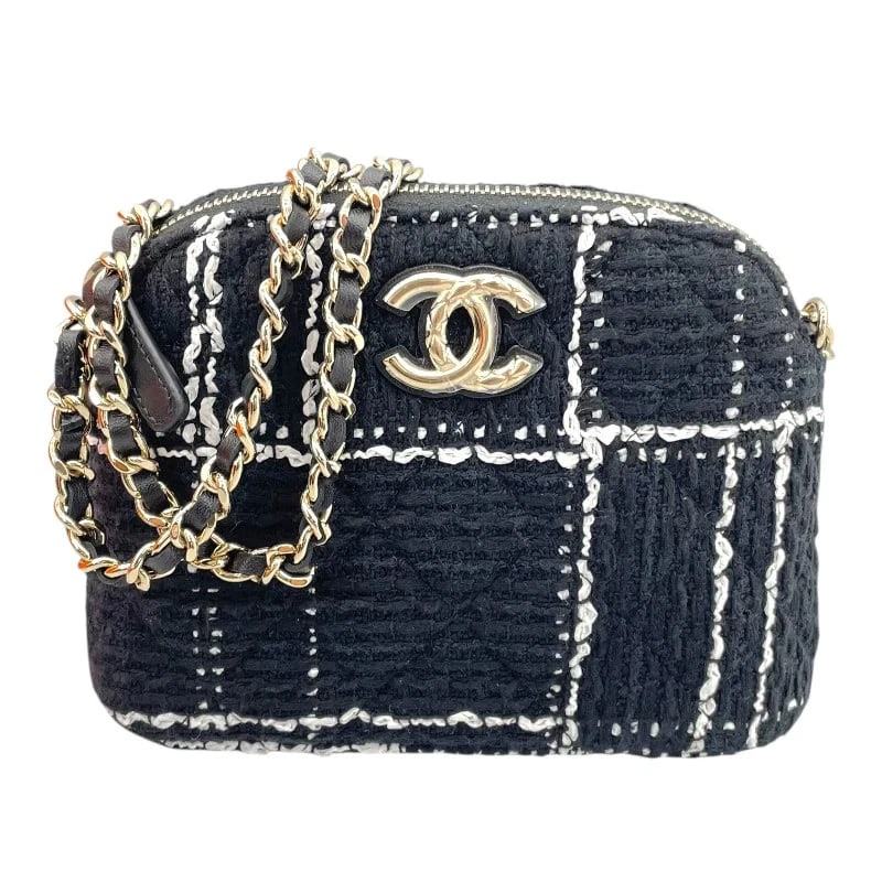 CHANEL RANDOM BLACK/WHITE TWEED CHAIN SHOULDER BAG: CHANEL Random Black/White Tweed Chain Shoulder Bag Brand: CHANEL Type: Handbag Material: Tweed Color: Black/White Size: W: 16cm / H: 12cm / D: 5cm / Shoulder: 120cm Accessories: None Acces