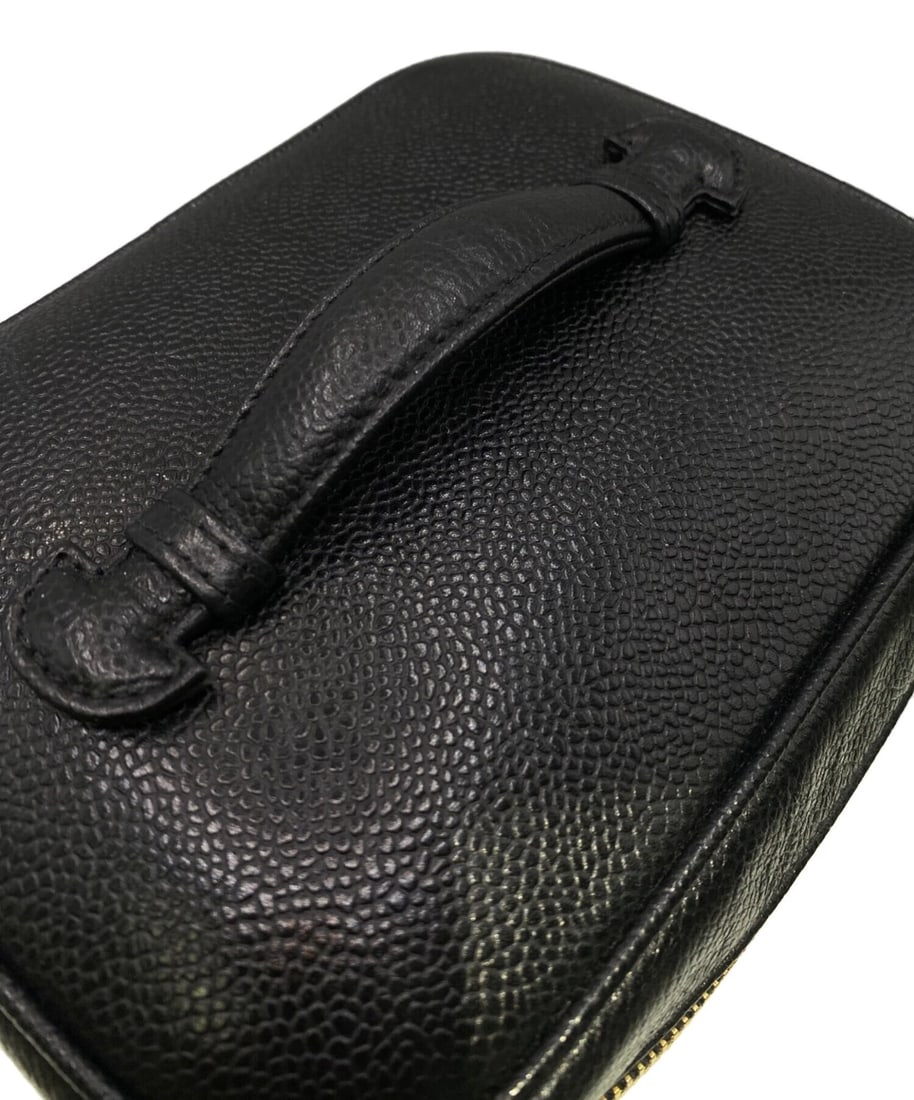 CHANEL VANITY BAG - 6