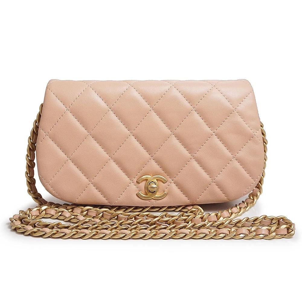 CHANEL COCO MARK MATELASSÉ MINI CLUTCH SHOULDER BAG: CHANEL Coco Mark Matelassé Mini Clutch Shoulder Bag Brand: CHANEL Type: Handbag Material: Calfskin (Cowhide) Color: Pink Size: W:18.5cm x H:10cm x D:3cm Accessories: None Accessories Notic
