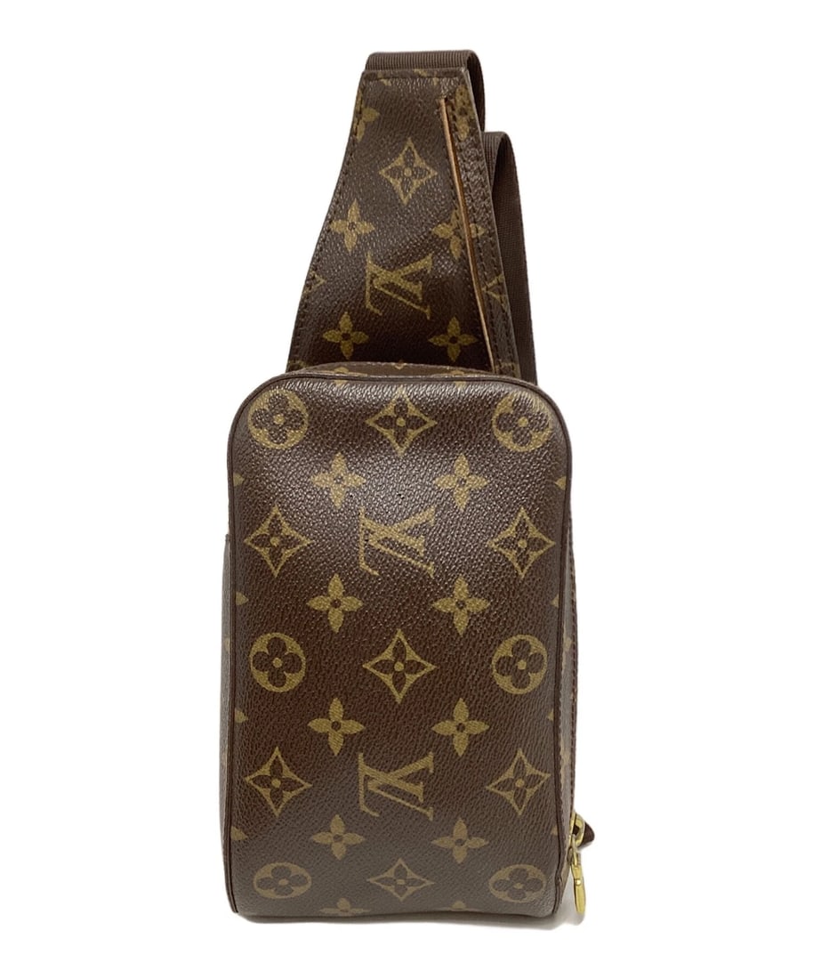 LOUIS VUITTON MONOGRAM GERONIMOS M50211 BODY BAG: LOUIS VUITTON Monogram Geronimos M50211 Body Bag Brand: LOUIS VUITTON Type: Handbag Material: none Color: Brown Size: H:20cm / W:11cm / D:5cm Accessories: None Accessories Notice: When pur