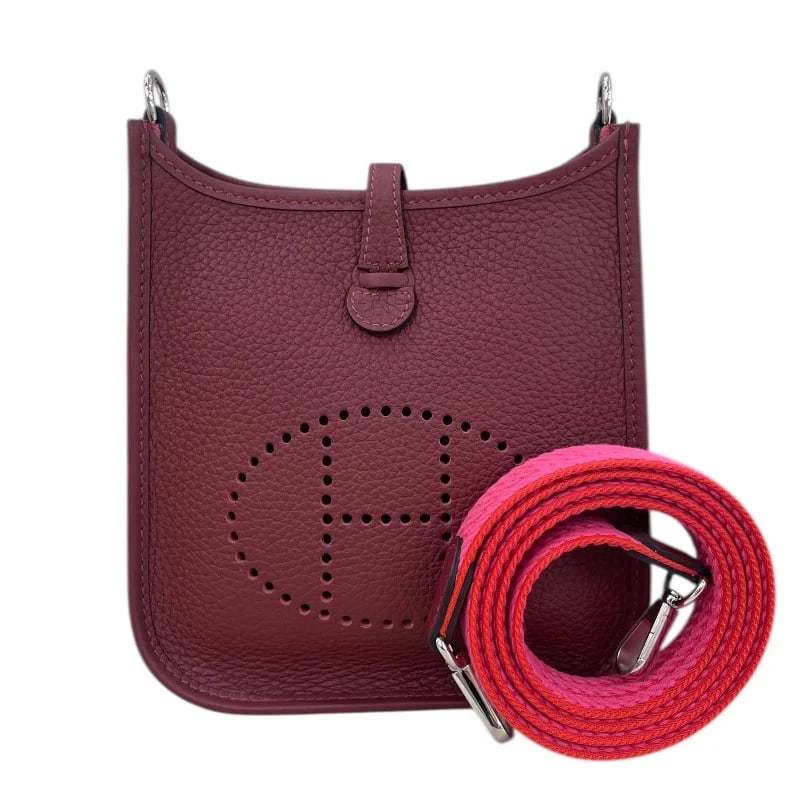 HERMES EVELYNE TPM W STAMP ROUGE H SHW CLEMENCE SHOULDER BAG: Hermes Evelyne TPM w Stamp Rouge H SHW Clemence Shoulder Bag Brand: HERMES Type: Handbag Material: Taurillon Color: Rouge Ash / SV Hardware Size: W: 17cm / H: 19cm / D: 4cm / Shoulder: 112cm Acce