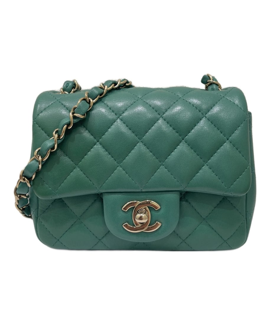 CHANEL CHAIN SHOULDER BAG: CHANEL Chain Shoulder Bag Brand: CHANEL Type: Handbag Material: Matelasse Color: Green Size: H:12cm / W:16cm / D:7cm Accessories: None Accessories Notice: When purchasing pre-owned goods,