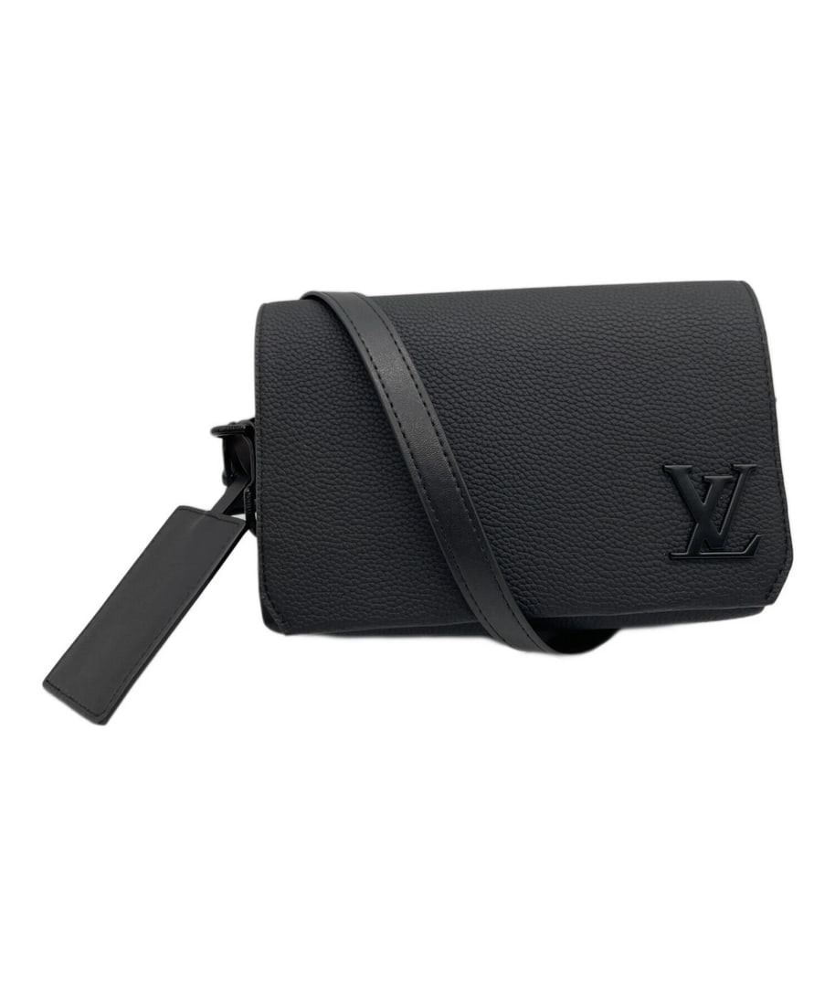 LOUIS VUITTON SHOULDER BAG (1 of 8)