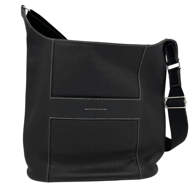 HERMES GOOD NEWS GM ?L STAMP BLACK SHW TAURILLON SHOULDER BAG: HERMES Good News GM ?L Stamp Black SHW Taurillon Shoulder Bag Brand: HERMES Type: Handbag Material: Taurillon Color: Black SV Hardware Size: W: 31cm / H: 42cm / D: 12cm / Shoulder: 130cm 