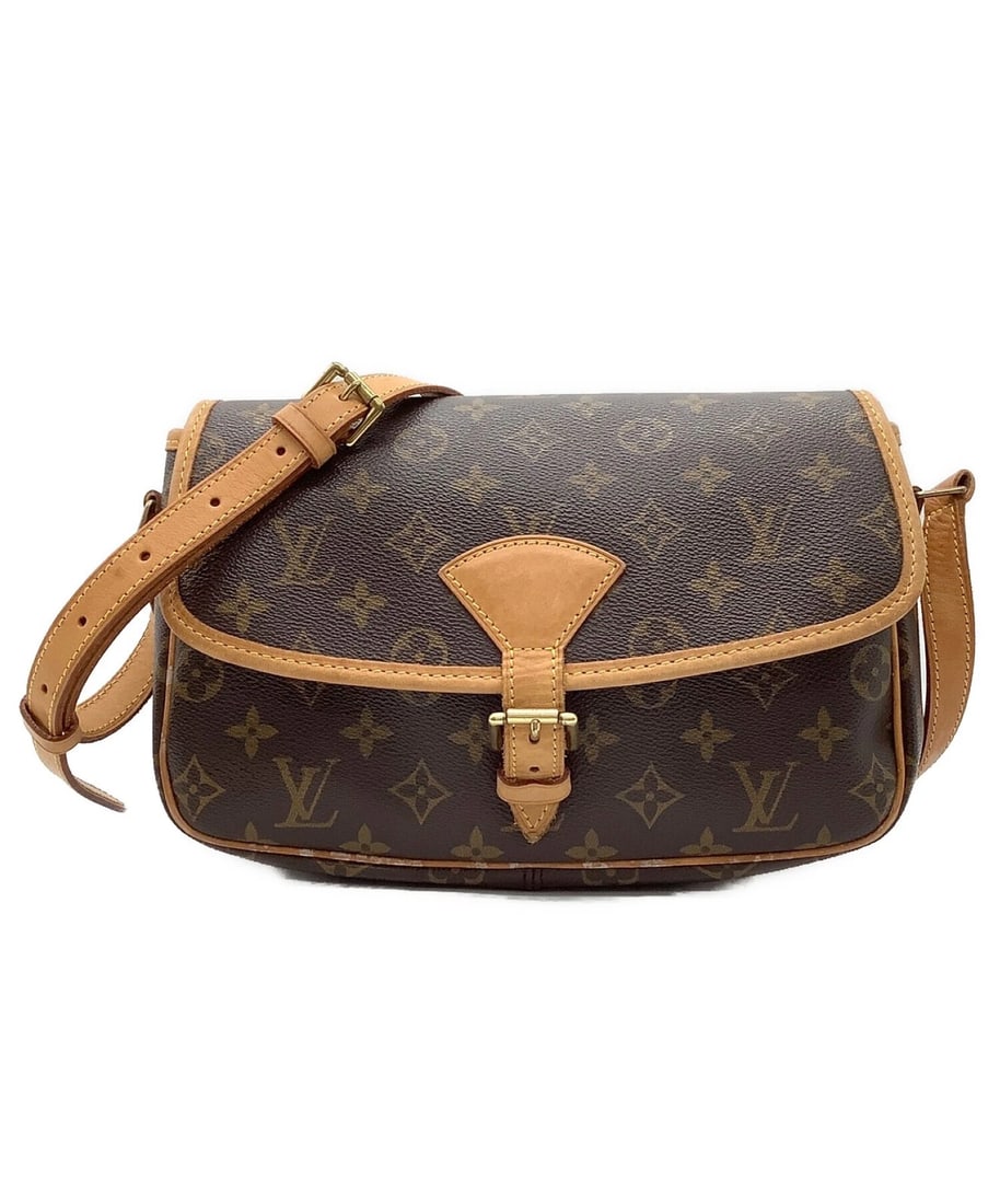 LOUIS VUITTON SOLOGNE MONOGRAM SHOULDER BAG: LOUIS VUITTON Sologne Monogram Shoulder Bag Brand: LOUIS VUITTON Type: Handbag Material: none Color: none Size: H:18.5cm / W:27cm / D:8cm Accessories: None Accessories Notice: When purchas
