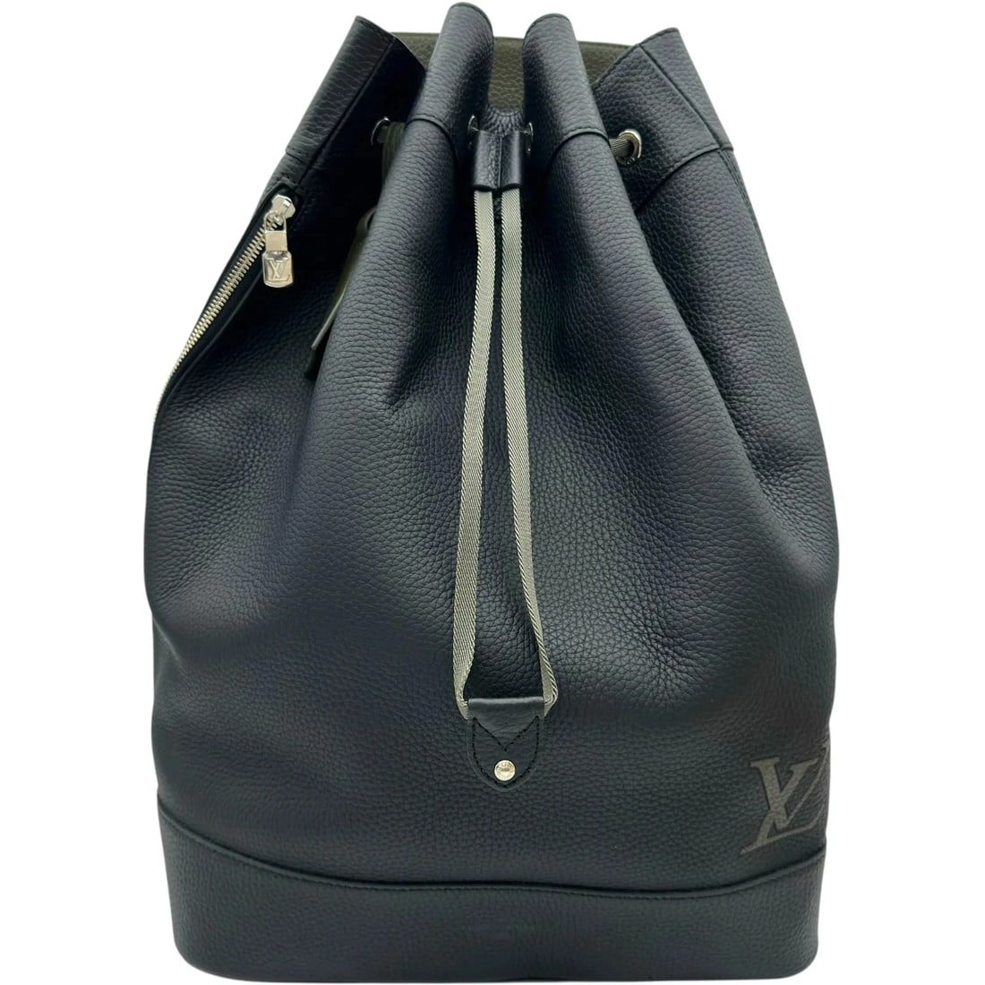 LOUIS VUITTON NOE BACKPACK BLACK TAURILLON LEATHER: LOUIS VUITTON Noe Backpack Black Taurillon Leather Brand: LOUIS VUITTON Type: Handbag Material: Taurillon Color: black Size: W: 31cm / H: 49cm / D: 20cm Accessories: None Accessories Notic