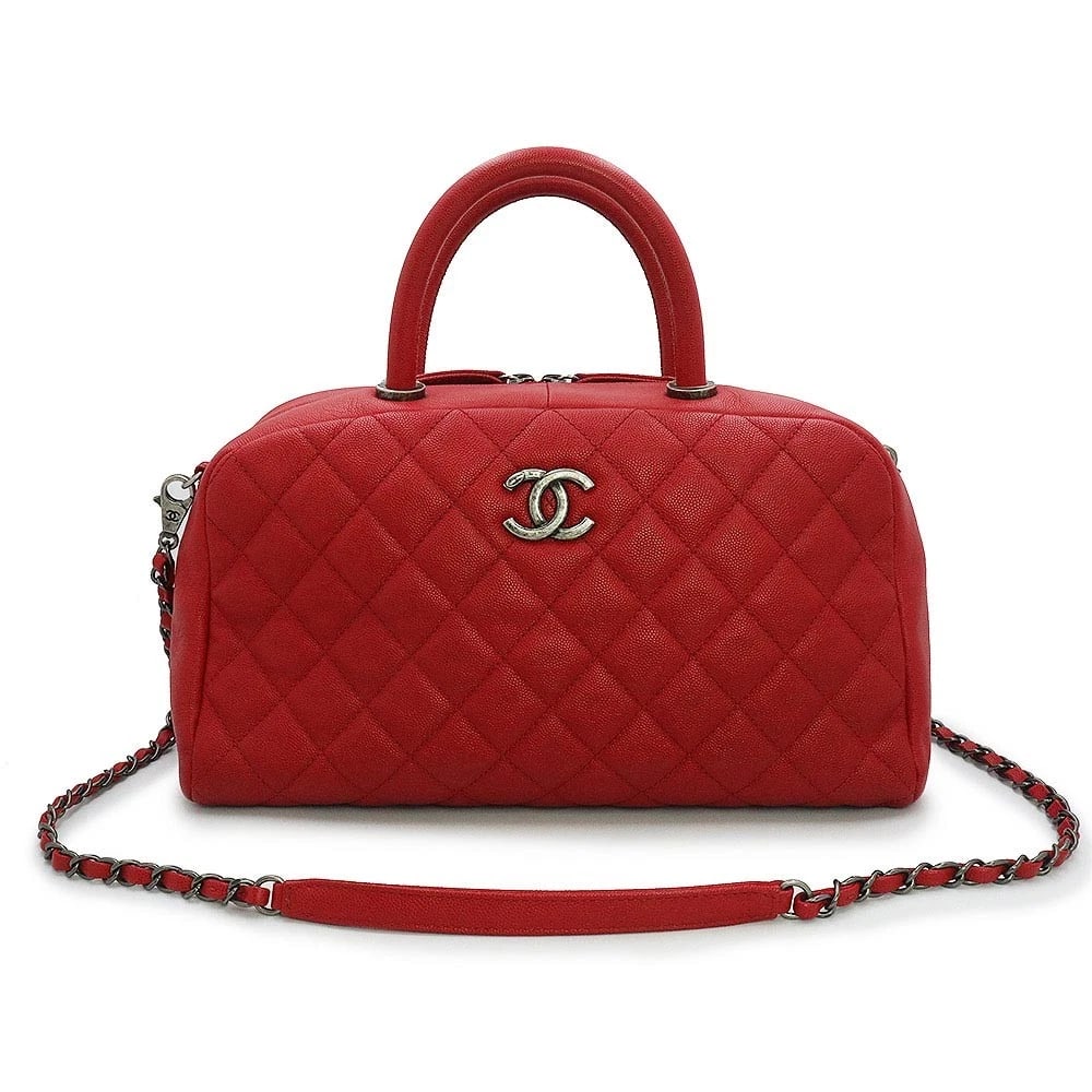 CHANEL MATELASSÉ COCO MARK BOWLING BAG: CHANEL Matelassé Coco Mark Bowling Bag Brand: CHANEL Type: Handbag Material: Caviar Skin Color: Red Size: W:32cm x H:18cm x D:14cm Handle:27cm Accessories: None Accessories Notice: When pu